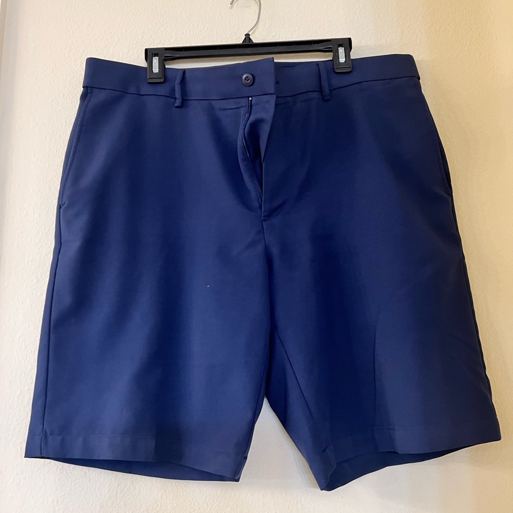 Navy men’s golf shorts size 38